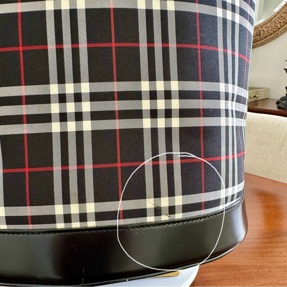 Burberrys Vintage Blue Label Nova Check Bucket/Tote Bag - Picture 15 of 17